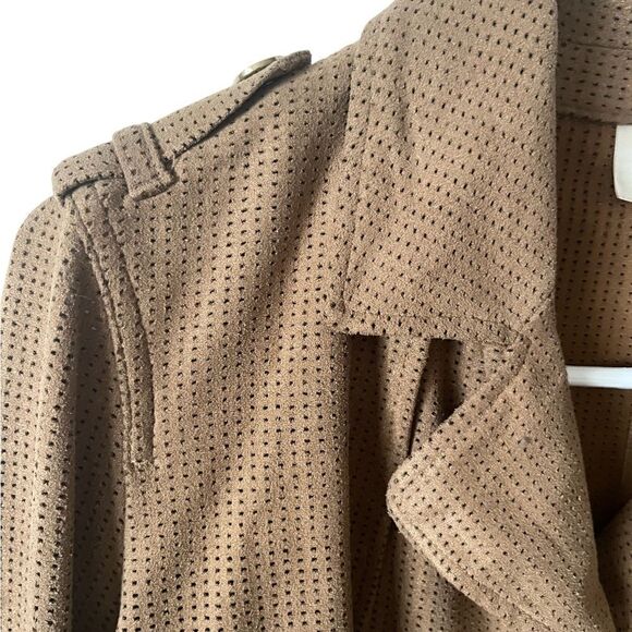 Chicos Perforated Micro Suede Jacket Size 0/ Size US Small 4 - Picture 5 of 12